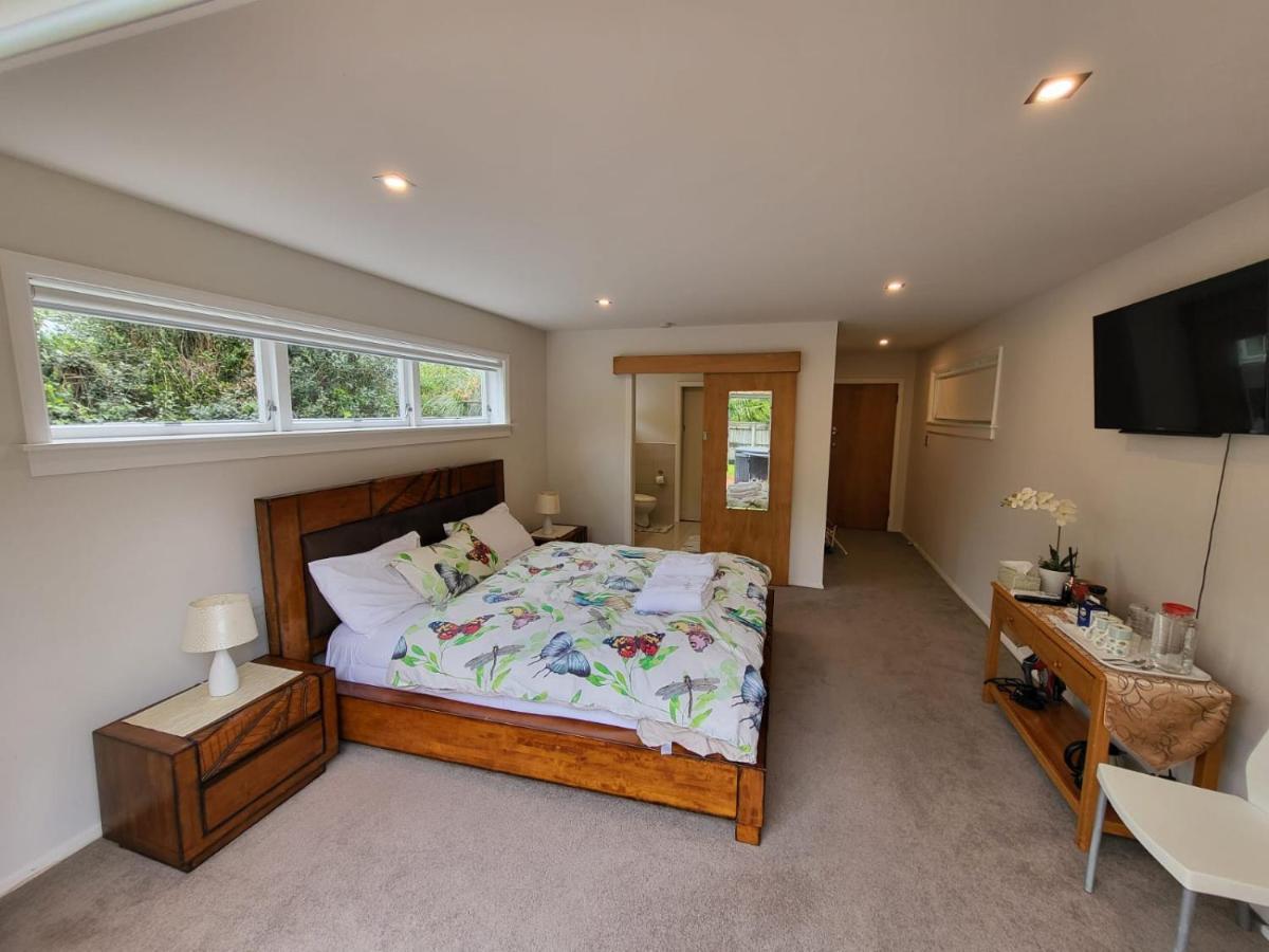 The Perfect Getaway For Two In A Large Suite วังกานุย ภายนอก รูปภาพ